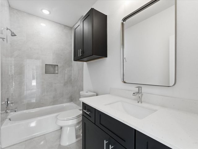 7453 Lasalette Street, Houston, TX 77021