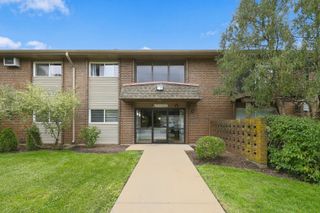2300 Old Tavern Road 203, Lisle, IL 60532