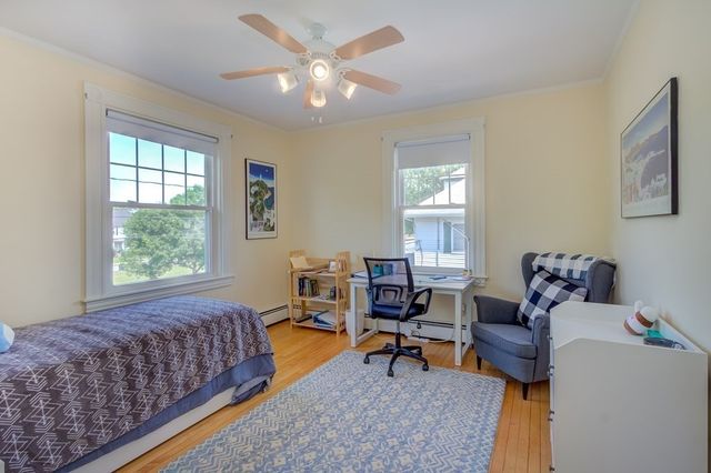 222 Lowell Ave 2, Newton, MA 02460