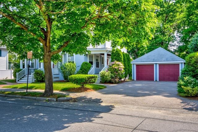 222 Lowell Ave 2, Newton, MA 02460