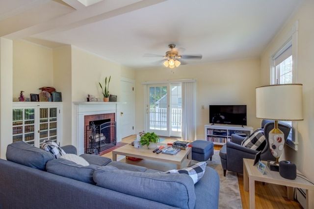 222 Lowell Ave 2, Newton, MA 02460