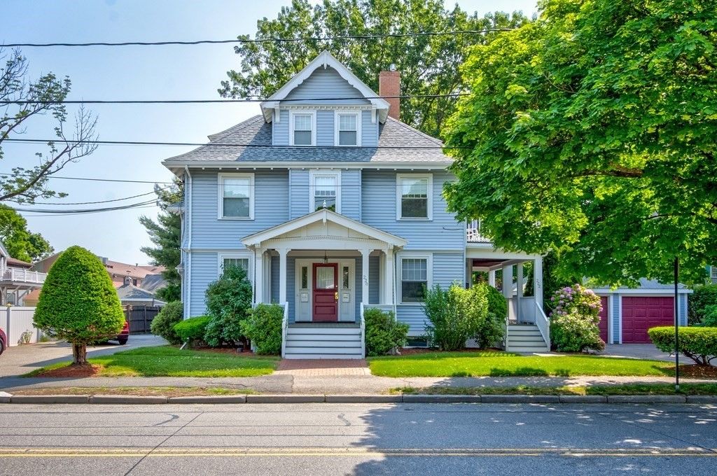 222 Lowell Ave 2, Newton, MA 02460
