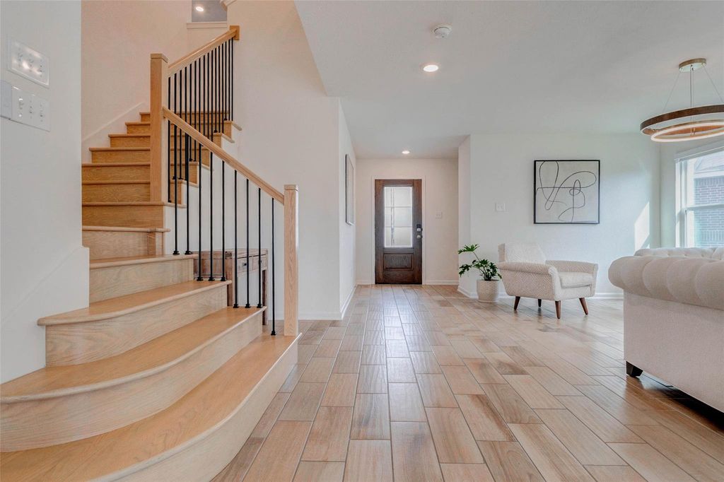 14611 Alderete Dr, Houston, TX 77068