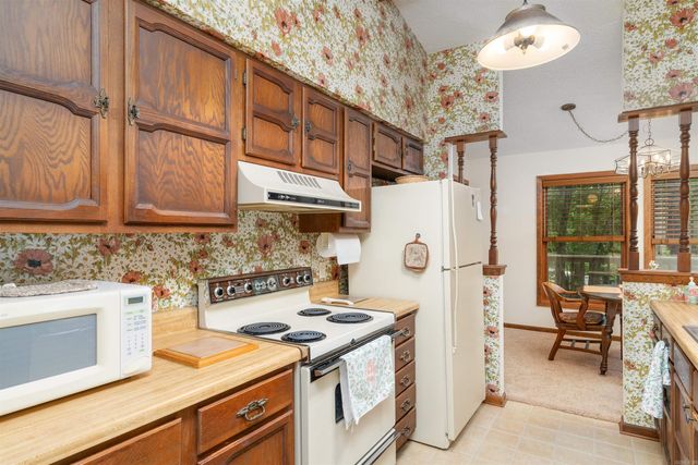 64 Pontevedra Drive, Hot Springs Village, AR 71909