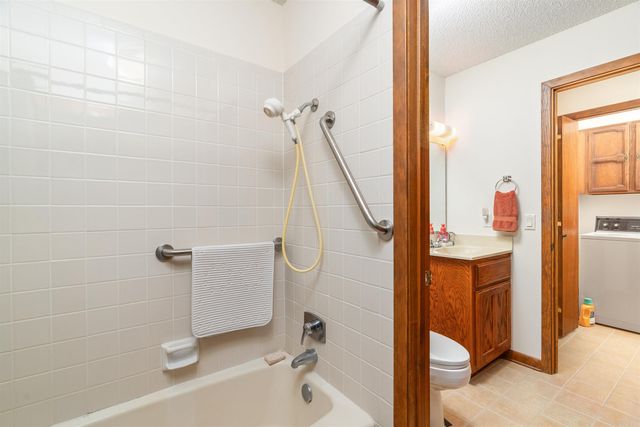 64 Pontevedra Drive, Hot Springs Village, AR 71909