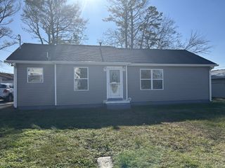121 Poplar St, N, Cowan, TN 37318