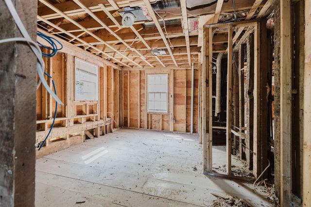 166 Hull St, Hingham, MA 02043