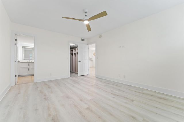 29 Yacht Club Drive 407, North Palm Beach, FL 33408