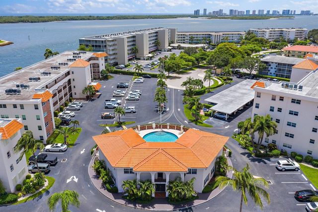 29 Yacht Club Drive 407, North Palm Beach, FL 33408
