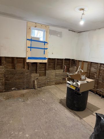 1632 S Saint Francis St, Wichita, KS 67211