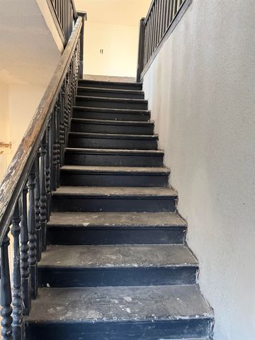 1632 S Saint Francis St, Wichita, KS 67211