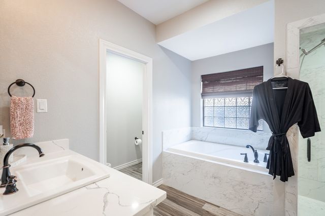 1208 Desert Rose Dr, Midland, TX 79705