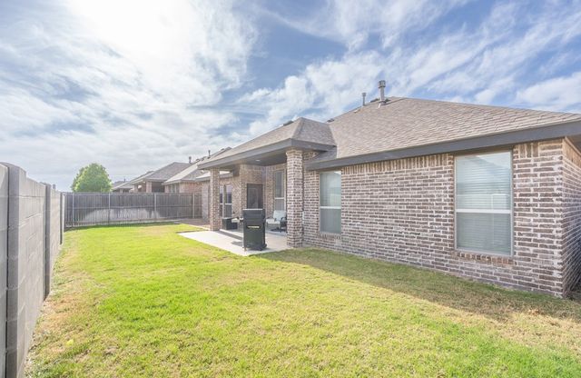 1208 Desert Rose Dr, Midland, TX 79705