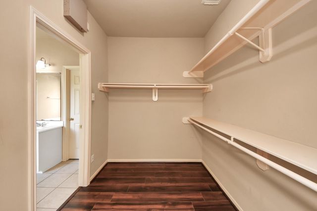 1607 Parkview Lane, Missouri City, TX 77459