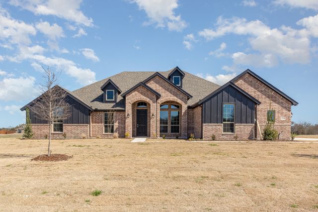 630 Crystal Lake Lane, Red Oak, TX 75154