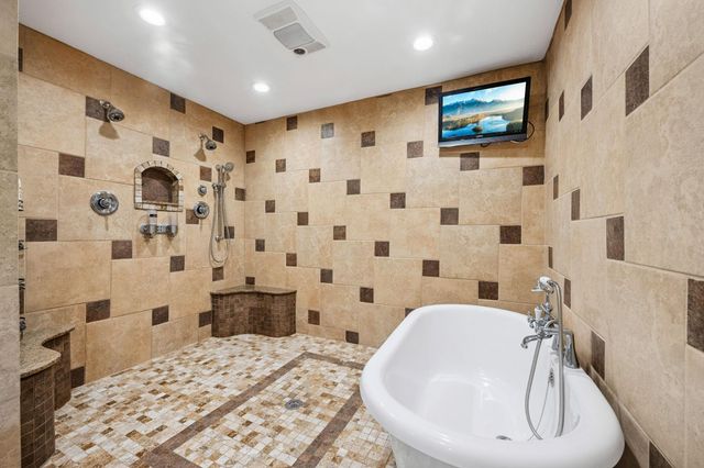 2126 County Road 661, Dayton, TX 77535