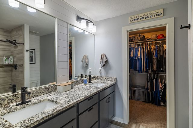 1304 S 10th Street, Adel, IA 50003
