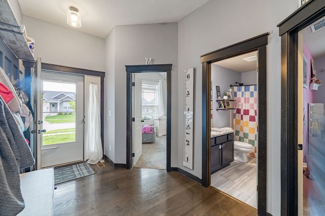 1304 S 10th Street, Adel, IA 50003