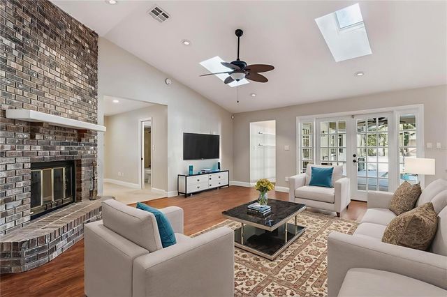 650 CAYUGA DRIVE, Winter Springs, FL 32708