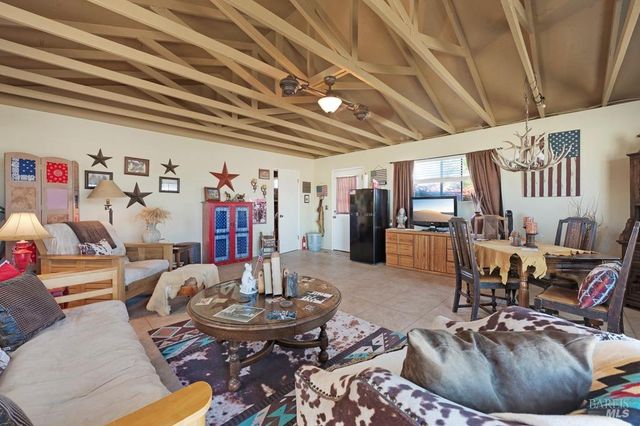 23180 Maffei Rd, Sonoma, CA 95476