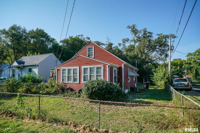 3203 W LATROBE Street, Peoria, IL 61605