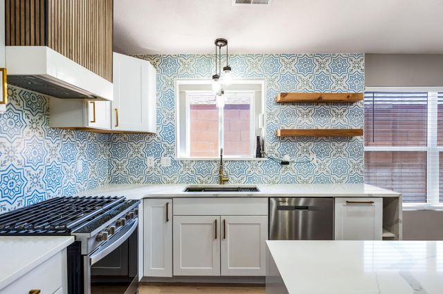 10032 Calle Bella NW, Albuquerque, NM 87114