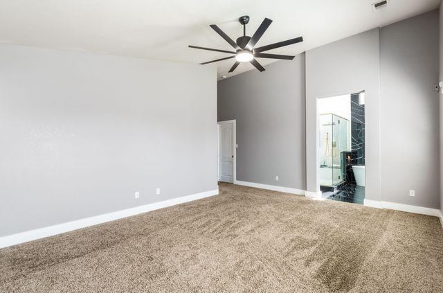 10032 Calle Bella NW, Albuquerque, NM 87114