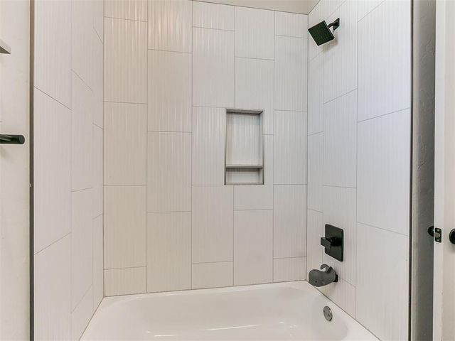 25311 Ethan Street, Cashion, OK 73016