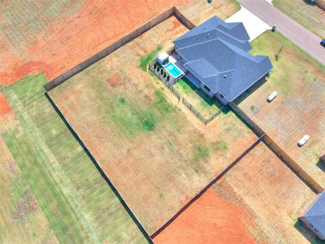 25311 Ethan Street, Cashion, OK 73016