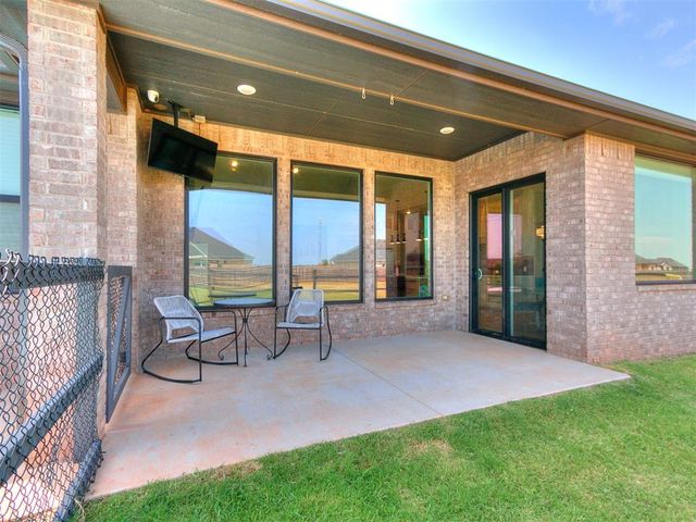 25311 Ethan Street, Cashion, OK 73016