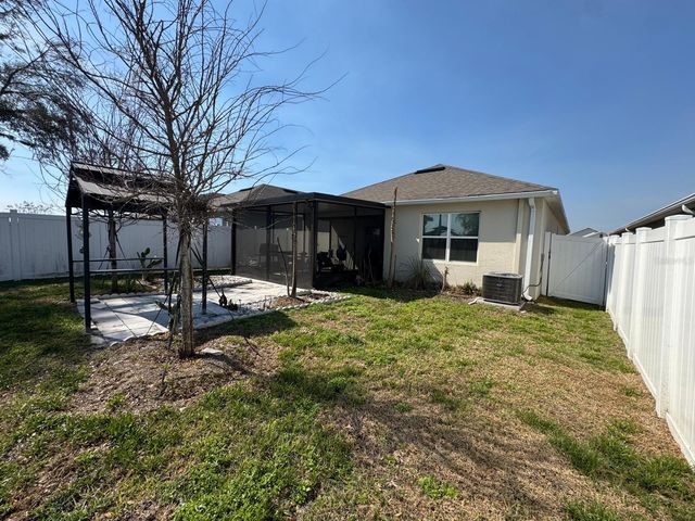 916 E AUGUST SKY DRIVE E, Deltona, FL 32738