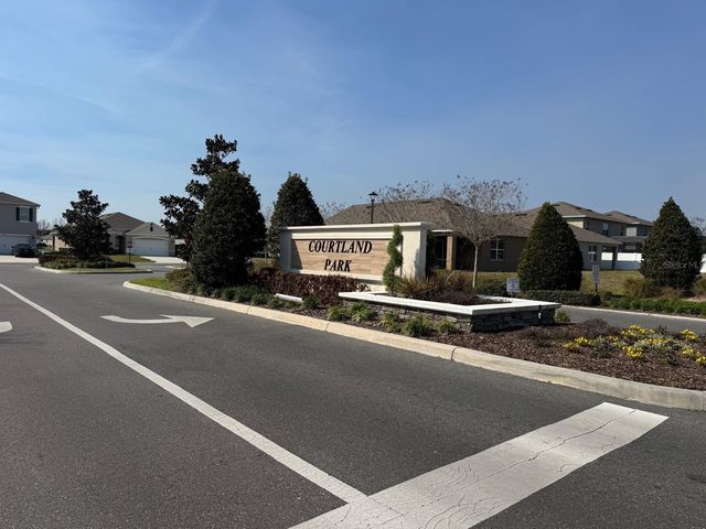 916 E AUGUST SKY DRIVE E, Deltona, FL 32738