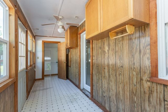 260 King Philip St, Raynham, MA 02767
