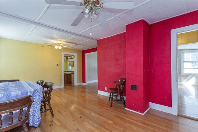 260 King Philip St, Raynham, MA 02767
