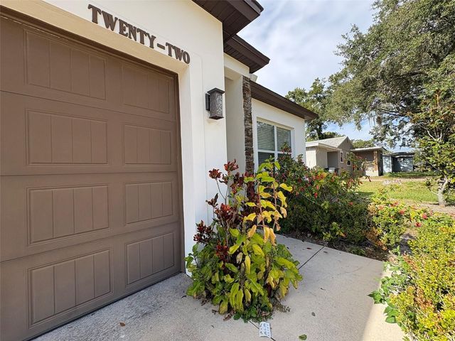 22 DEACON JONES BOULEVARD, Orlando, FL 32810