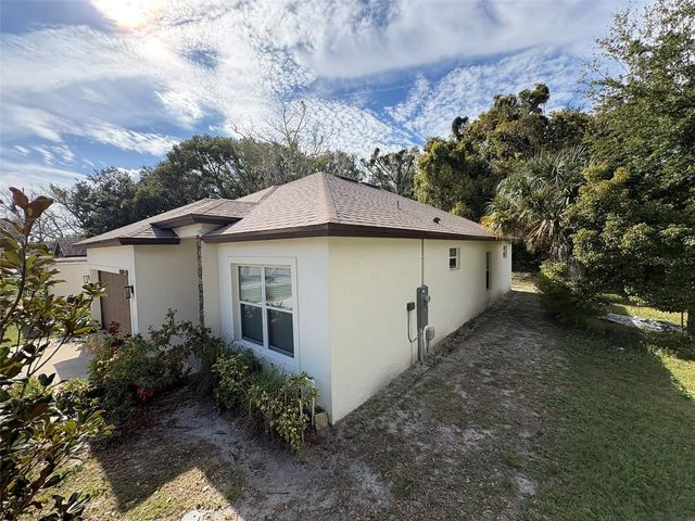 22 DEACON JONES BOULEVARD, Orlando, FL 32810