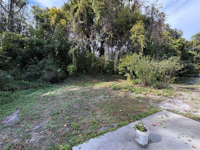 22 DEACON JONES BOULEVARD, Orlando, FL 32810