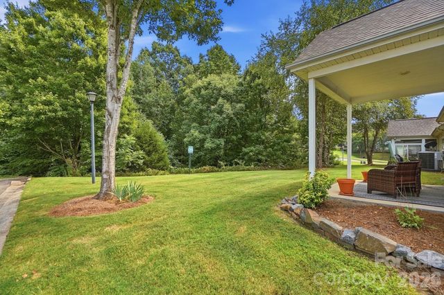 10933 Stone Trail Road, Charlotte, NC 28213