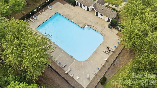10933 Stone Trail Road, Charlotte, NC 28213