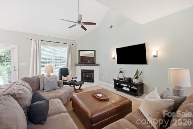 10933 Stone Trail Road, Charlotte, NC 28213
