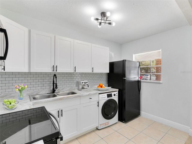 955 6TH STREET SE 5, Winter Haven, FL 33880