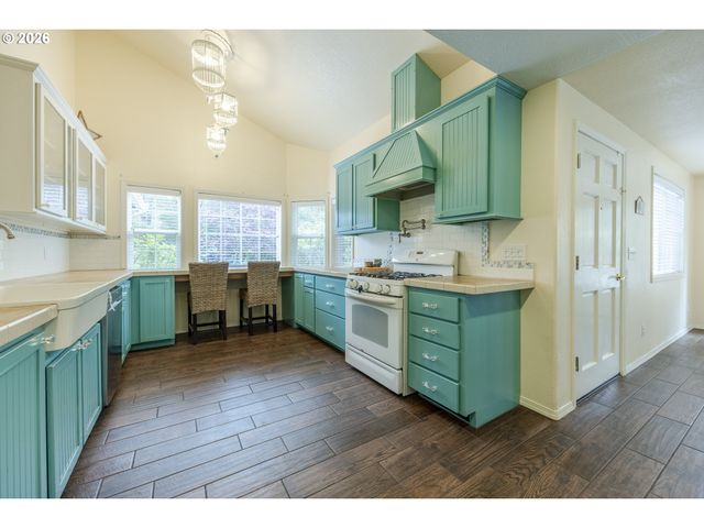 87760 SALTAIRE St, Florence, OR 97439