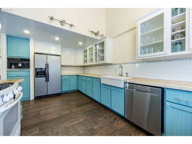 87760 SALTAIRE St, Florence, OR 97439