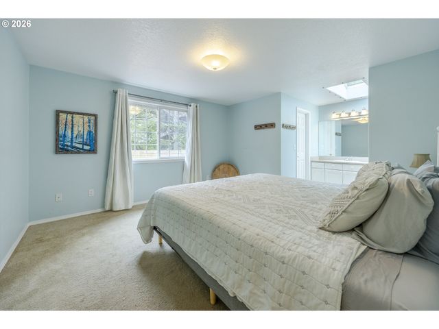 87760 SALTAIRE St, Florence, OR 97439