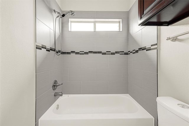 4216 Childress Street, Houston, TX 77005