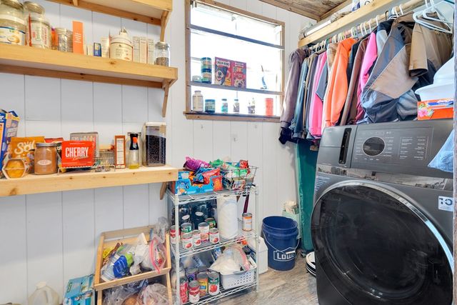 125 Valencia Dr, Kerrville, TX 78028