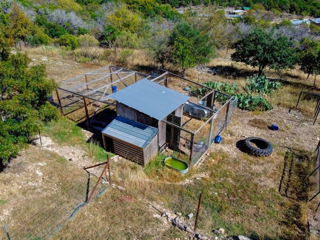 125 Valencia Dr, Kerrville, TX 78028