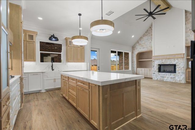 12385 Madison Xing, Bullard, TX 75757