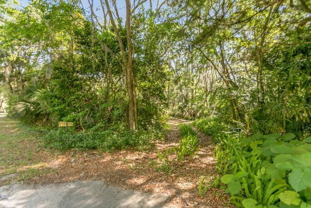 1770 Woodlawn Rd, St Augustine, FL 32084