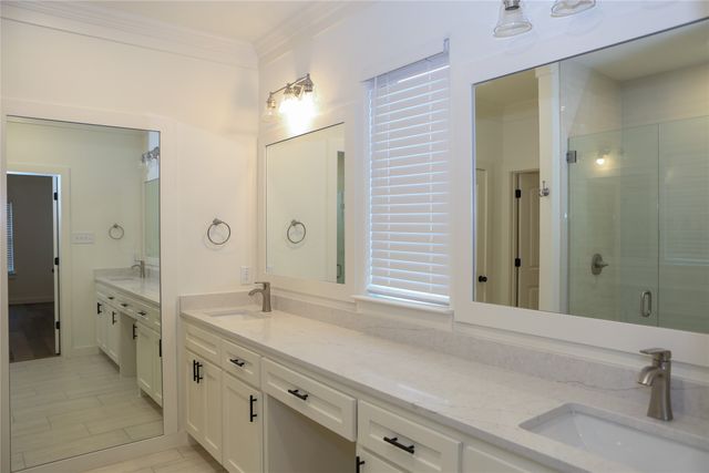 1403 Jefferson Street, Bowie, TX 76230